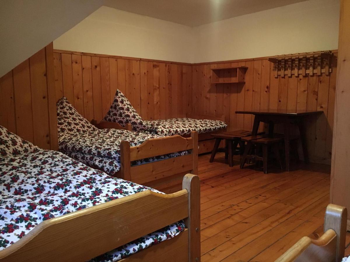 Schronisko Gorskie Pttk Na Jaworzynie Krynickiej Krynica-Zdrój Exterior foto