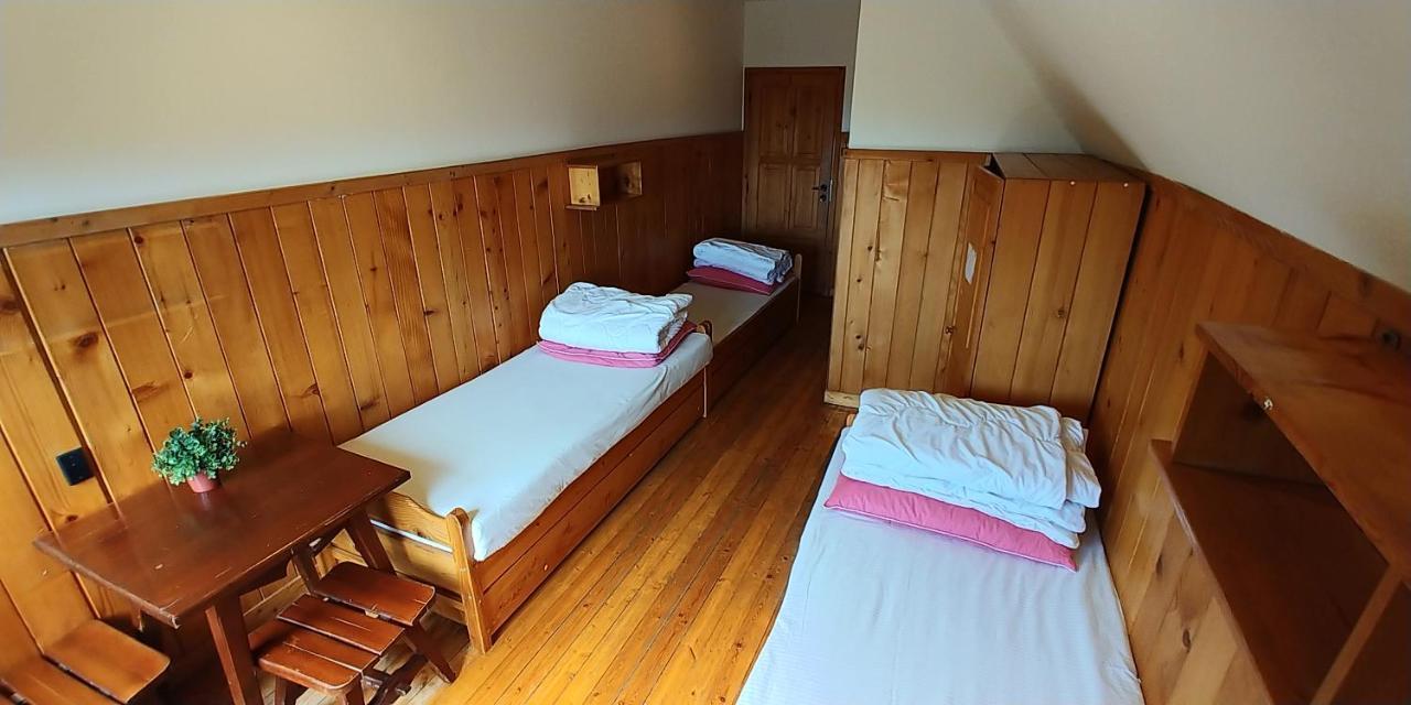 Schronisko Gorskie Pttk Na Jaworzynie Krynickiej Krynica-Zdrój Exterior foto